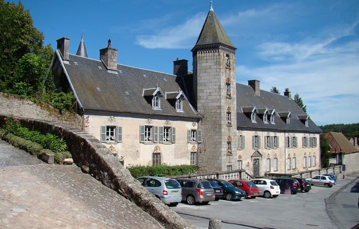 Château de Crocq "Cornudet" - Chambres et Table d'hôtes 23260 Crocq Image