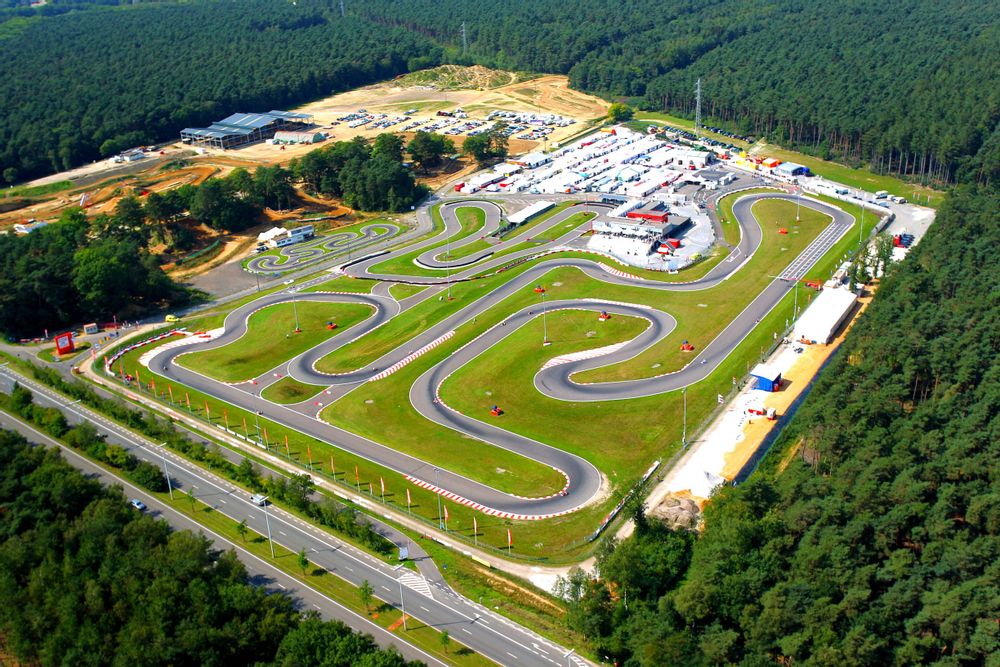 visit-karting-genk-in-genk-live-the-world