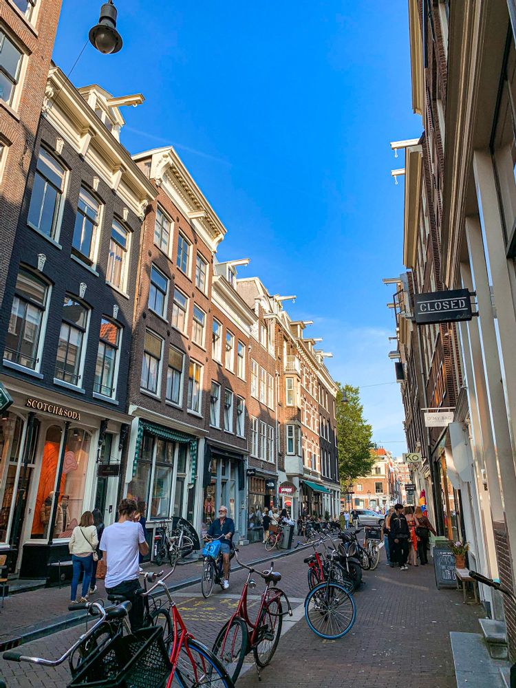 Visit The 9 Streets De 9 Straatjes In Amsterdam Live The World