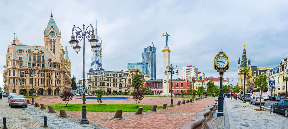 Ichki kiyimda sikayotgan fohishalarning fotosuratlari